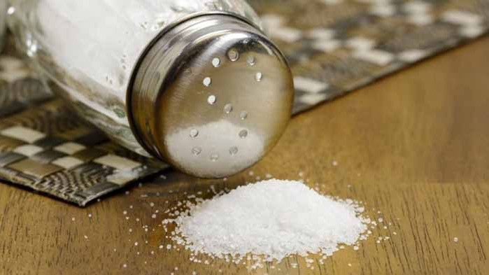 Поверия, свързани със солта