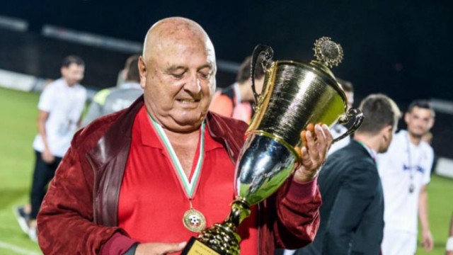 Славия отива в Тирана без Венци Стефанов