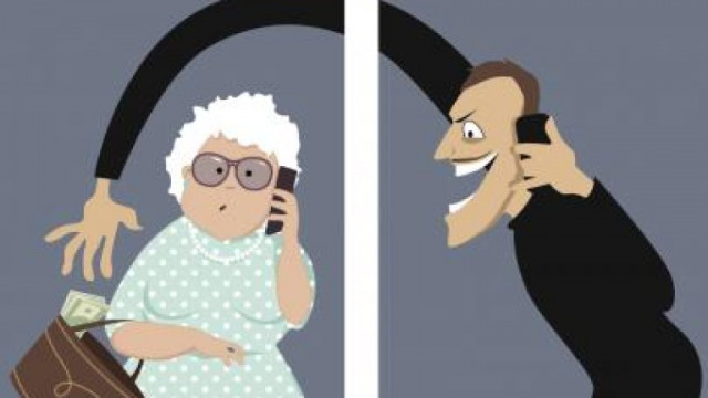 61-годишен мъж от Ахелой спаси от телефонна измама своя съгражданка