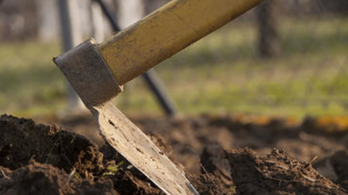 Оставиха в ареста мъж, ударил свой познат с мотика