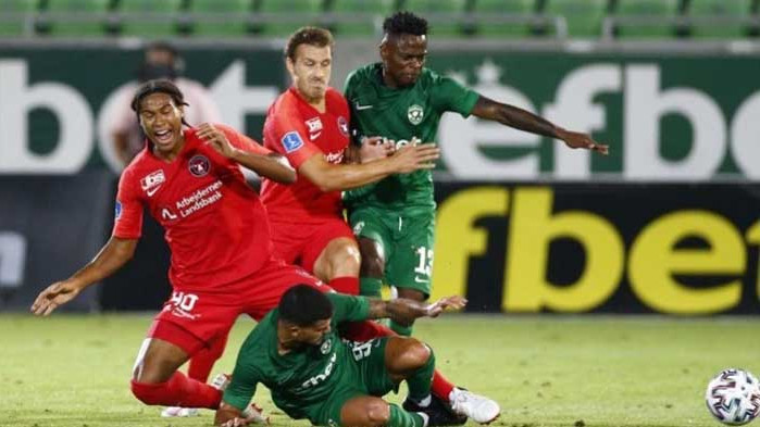 Мидтиланд и украински рефер отстраниха Лудогорец от Шампионска лига