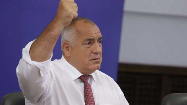 Какво стои зад снимката на Борисов с „юмрука“? (ВИДЕО)