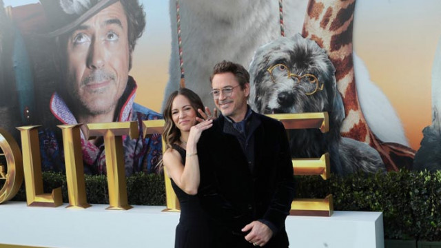 Робърт Дауни Джуниър празнува кристална сватба