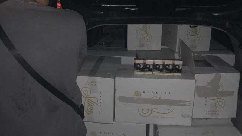 Заловиха над 230 000 къса контрабандни цигари във Варна