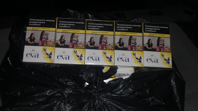 Заловиха над 230 000 къса контрабандни цигари във Варна