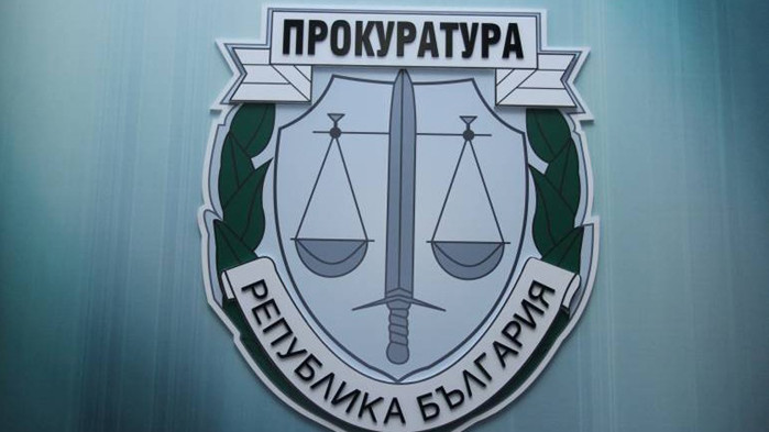 Уличиха разследващи полицаи в корупционни схеми