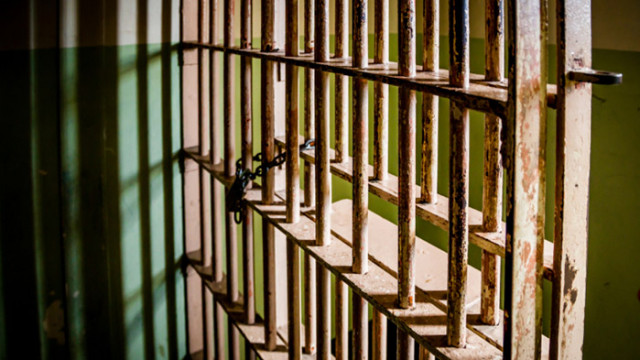 Опандизиха турски гражданин заради незаконно пренасяне на оръжия през „Калотина“