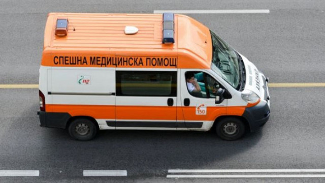 Трудова злополука: 35-годишен мъж е в болница след падане от осмия етаж