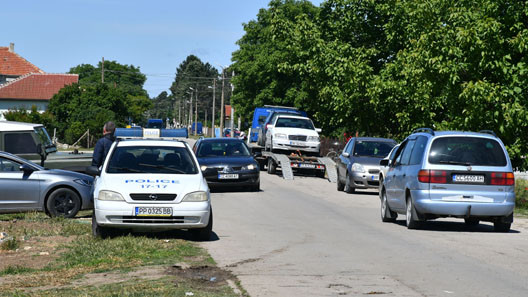 Специализирана полицейска акция се провежда в село Китанчево, Разградско (СНИМКИ)