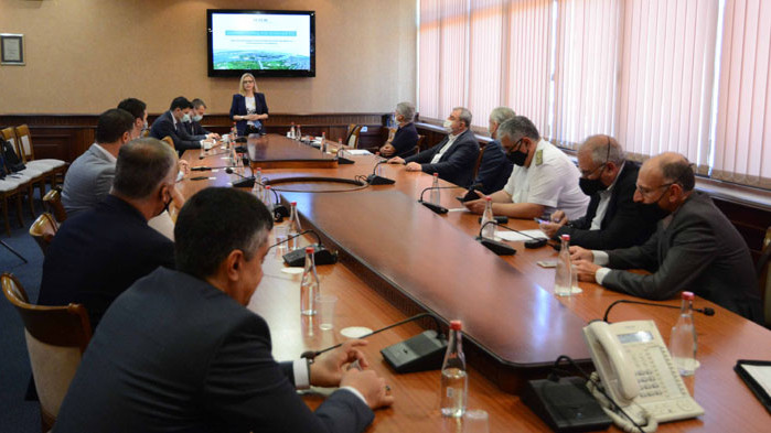 ИПИ представи проект за нов икономически профил на Варна