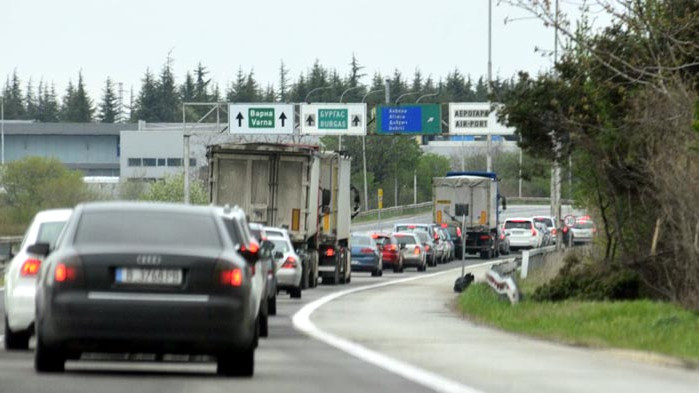 Шофьорите да карат с повишено внимание между 424-ти и 425-ти км на АМ “Хемус”