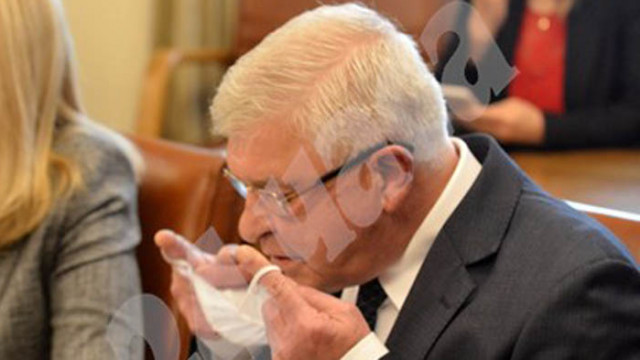 На дискотека и сватба без маска, само в аптеката и автобуса са задължителни