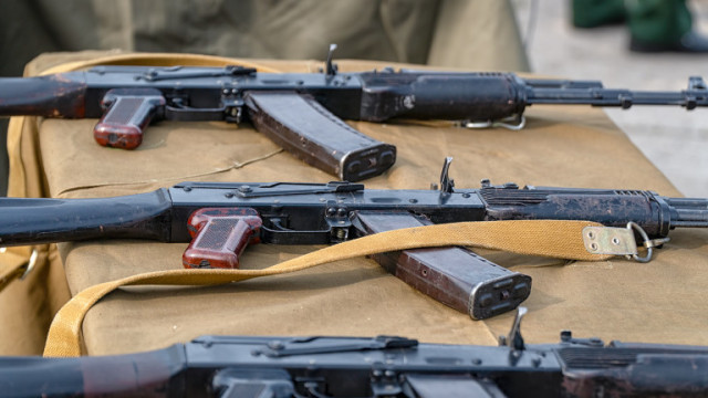 Военно обучение за 20 ученици от Велико Търново