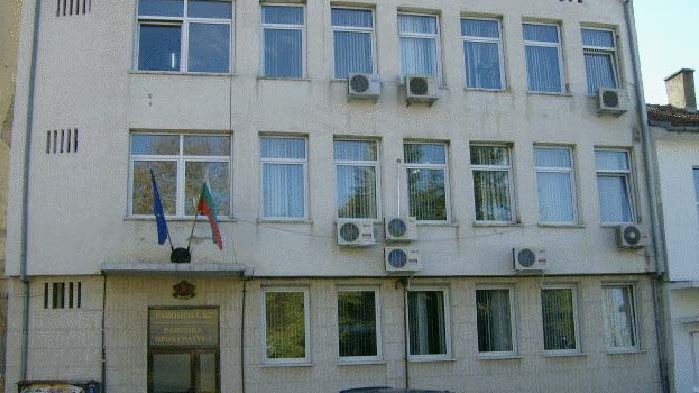 Трима осъдени в Провадия за неспазване на задължителната карантина