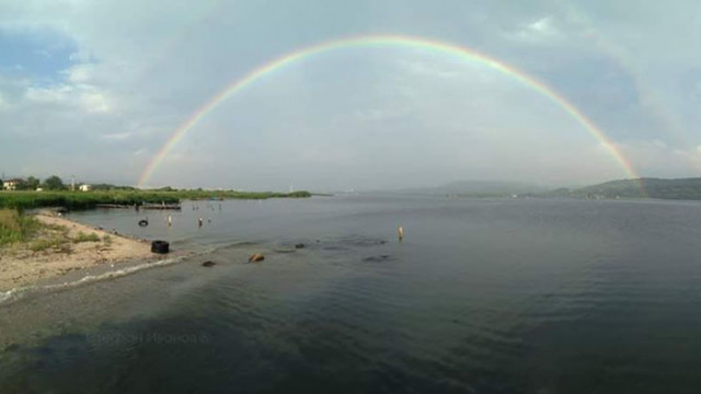 Деца от с. Казашко спасиха самоубиец от Варна