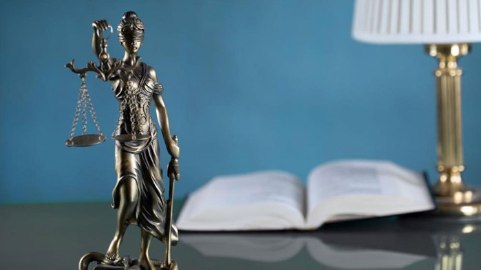 Осъдиха главен експерт в община Омуртаг, дал подкуп на полицейски служители