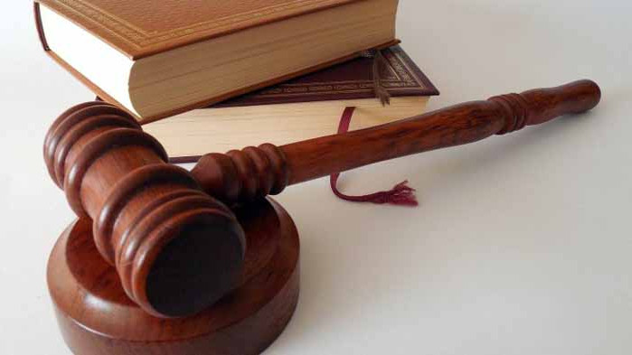 Върнаха в ареста 24-годишния мъж, който два пъти прегази жена в Самоков