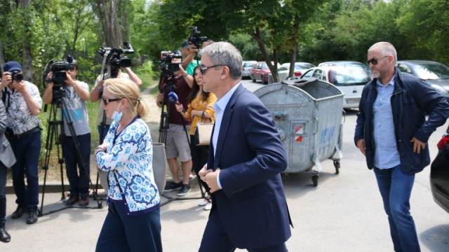 Разпитвали Бобоков за есемесите