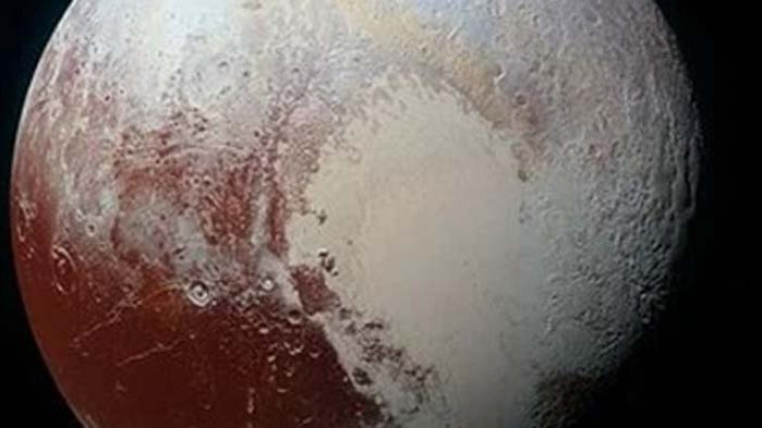 Плутон бил покрит с океани
