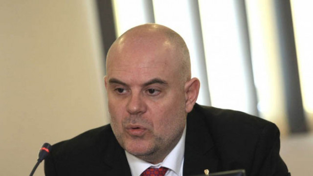 Гешев: Ще спечелим войната срещу корупцията