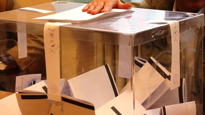 Съдът отряза Корнелия Нинова по жалба за избор на кмет на Провадия