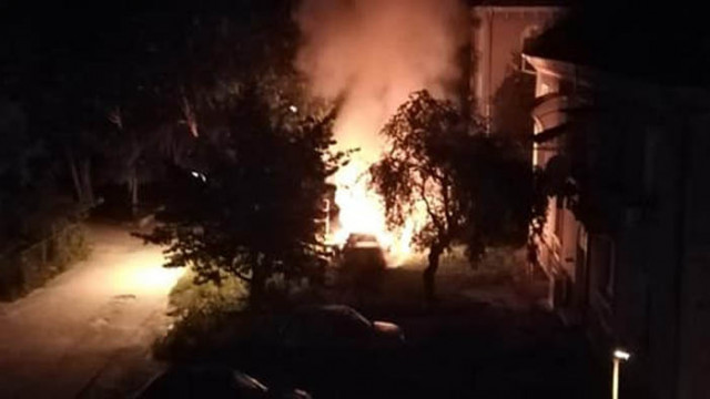 Кола горя тази нощ в Аспарухово