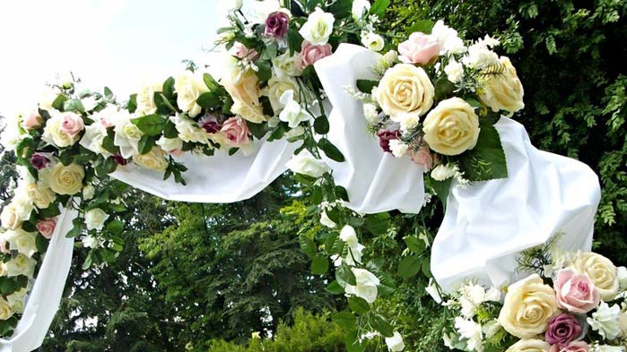 7 съвета, които да следвате (или да не слушате), когато организирате сватбения си ден