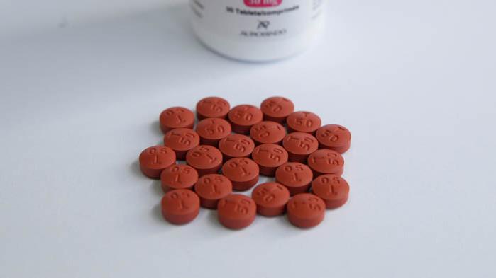 Повече от 200 пациенти с ХИВ отново остават без лекарства