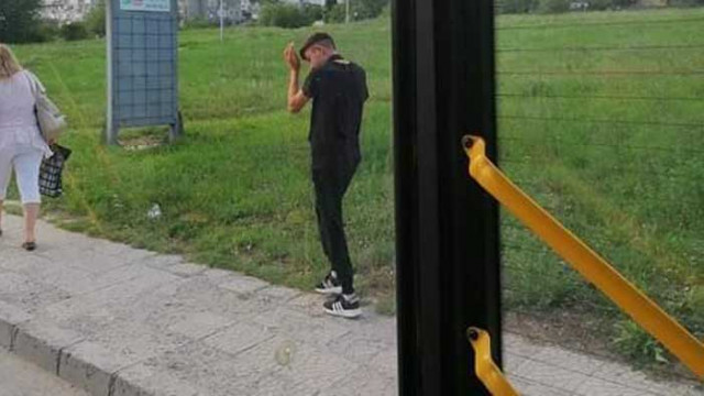 Група младежи тероризират служители на Градски транспорт в автобусите