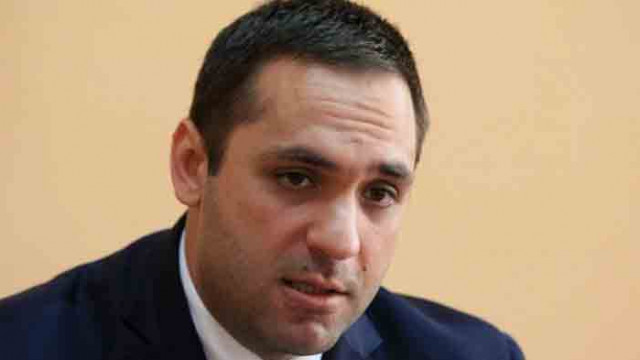 Караниколов: „Фолксваген“ не се е отказал от България