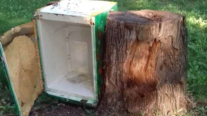 Вандали потрошиха къщичката за книги в парка в Аспарухово