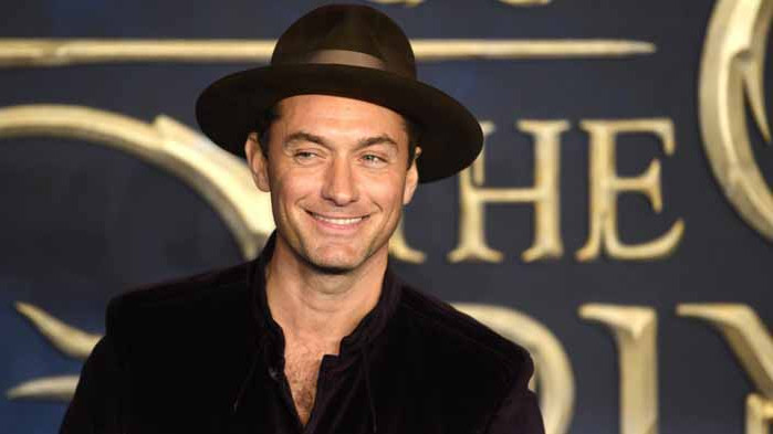 Джъд Лоу иска да играе капитан Хук във филм за Питър Пан