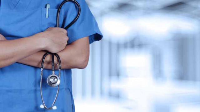 Стотици лекари поискаха лекарският съюз да накаже Атанас Мангъров