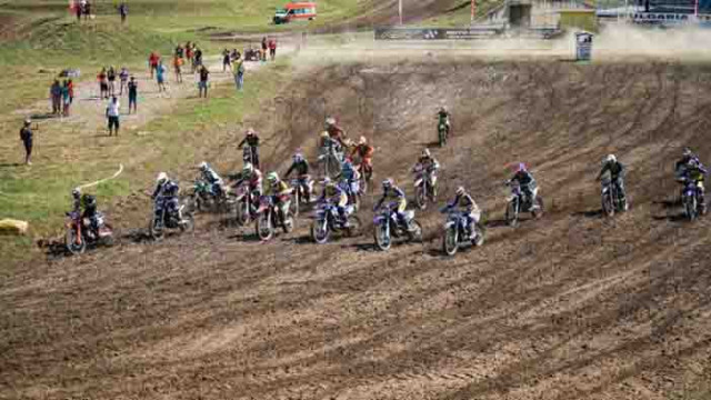 Изключително интересни състезания на Гран При България по мотокрос в Севлиево