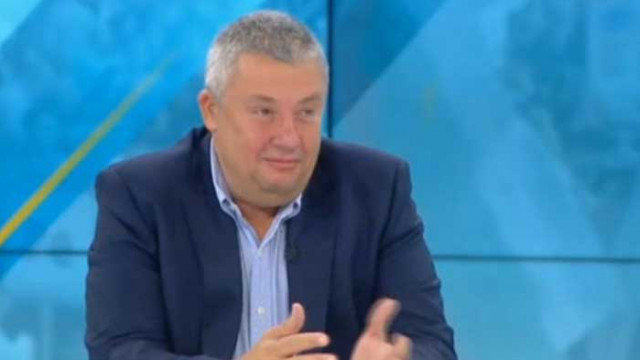 Илия Лазаров: Изходът от сегашната ситуация е смяна на модела чрез ВНС и Нова Конституция