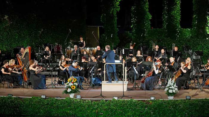 Музикалното „Варненско лято“ започна с блестящ концерт в Летния театър