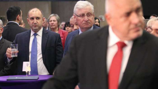 След провала на вота на недоверие: Служебен кабинет е невъзможен