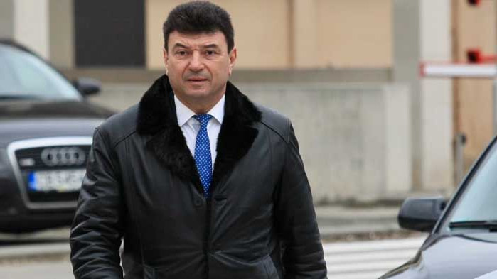 2 години условно за бивш депутат от ГЕРБ заради тоновете суджук и филе