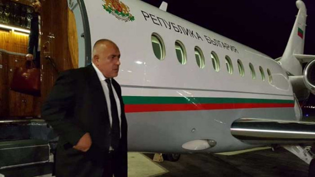 Трима протестъри закъсняха да посрещнат Борисов