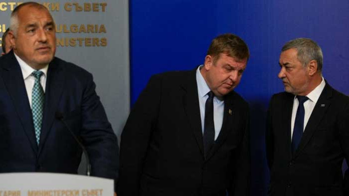 Управляващата коалиция обсъди въпроса за кадрови промени в правителството