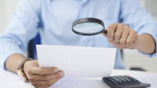 Полицаи предотвратиха имотна измама минути, преди да бъде извършена сделката