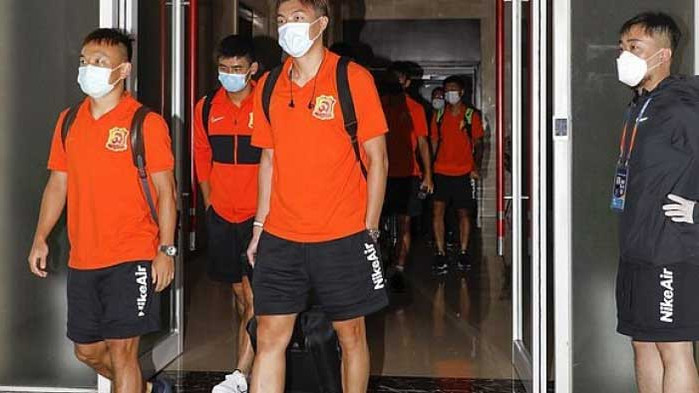 Китайското футболно първенство също се завръща