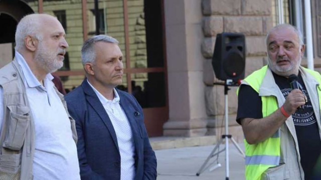 Да си припомним: “Отровното трио” са за Мая Манолова