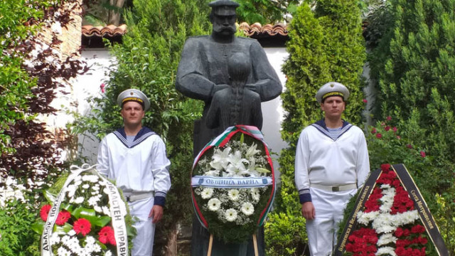 Варна отбеляза 142 години от Освобождението си