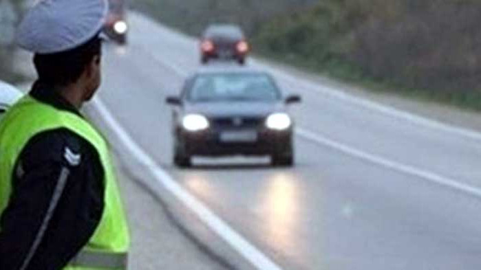 Хванаха шофьор с 3,21 промила алкохол в Нови пазар