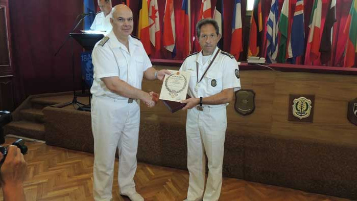 Награждаване на военнослужещи от военноморските сили