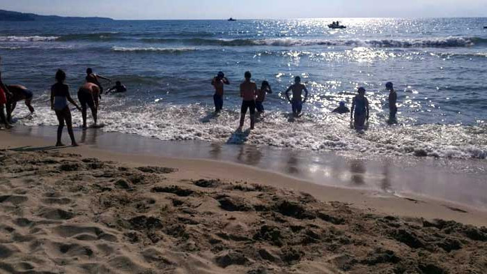 1000 х 1000  - порция лятно удоволствие за любителите на плувната магия