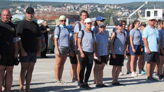 Започна спартакиада по морски спортове по случай празника на Военноморските сили