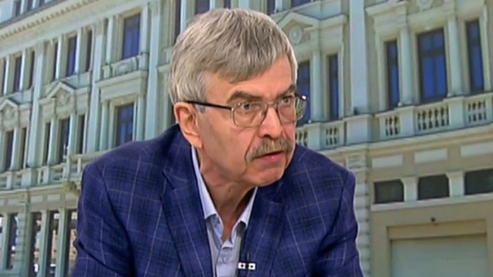 Емил Хърсев: България остава в периферията на рецесията в икономиката