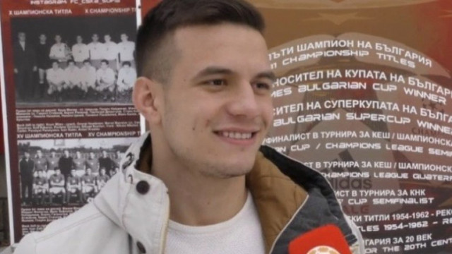 Ангел Лясков от ЦСКА отива в словенски гранд